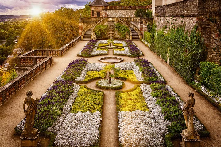 Transform Your Outdoor Space with Elegant Gardens